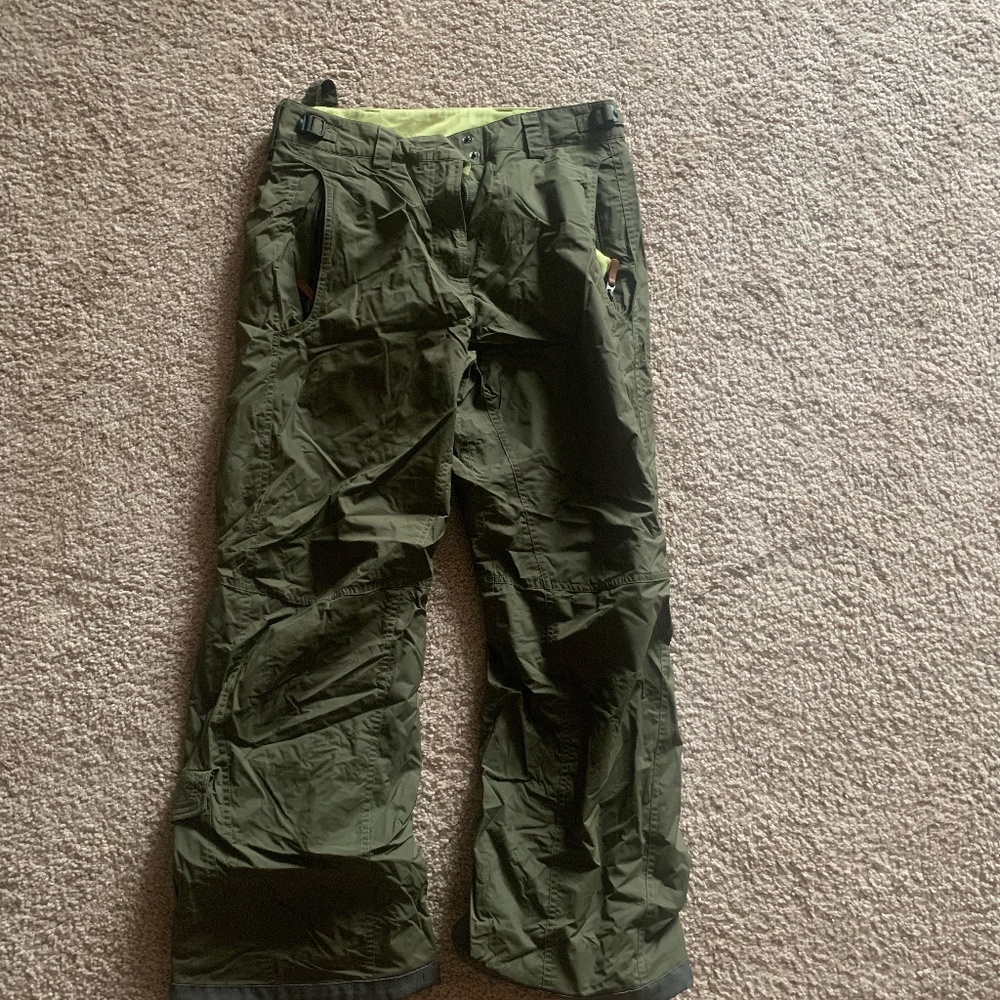 Snowpants